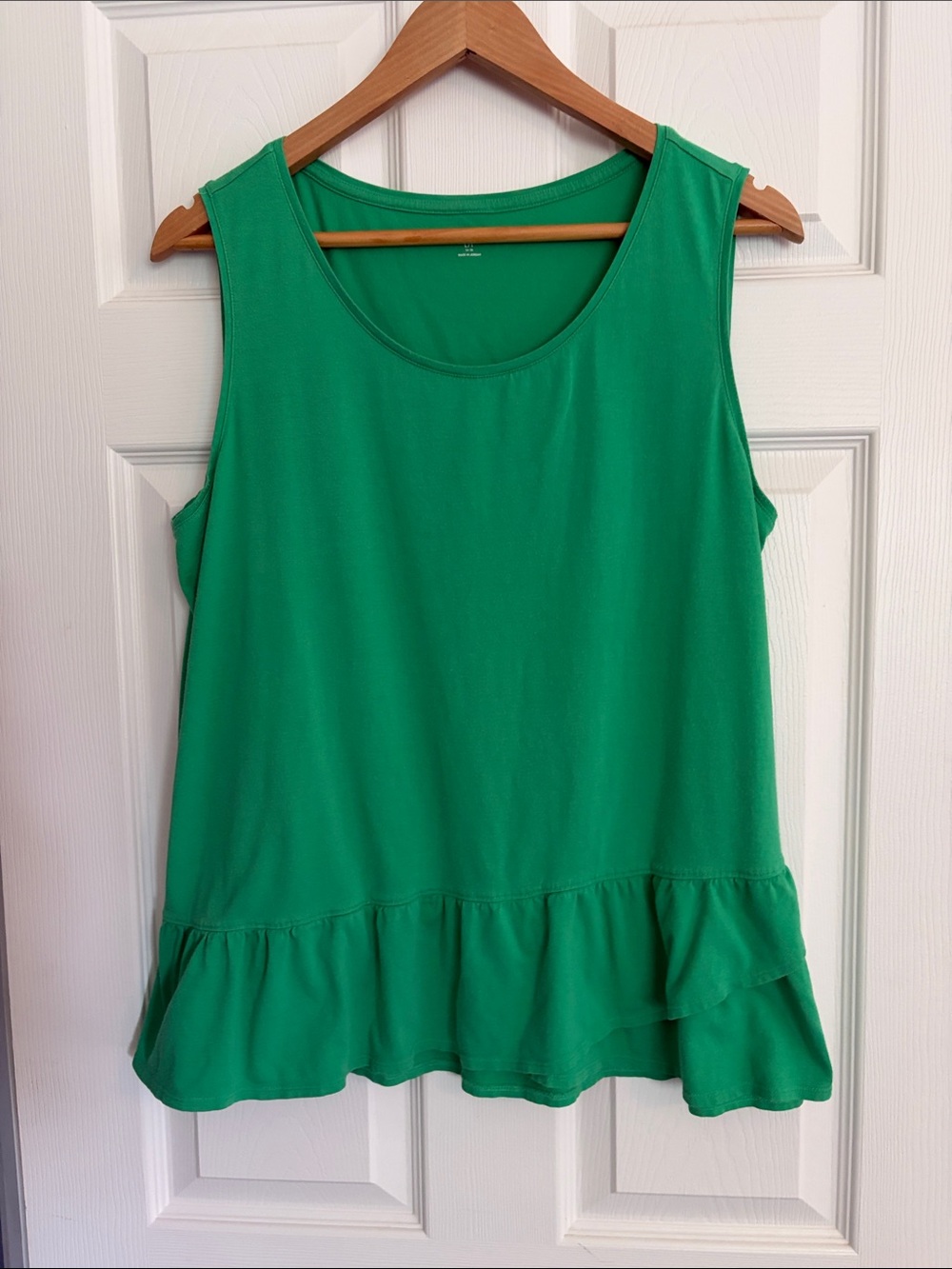 Lands' End Bright Green Sleeveless Ruffle-Hem Tank, size large/tall